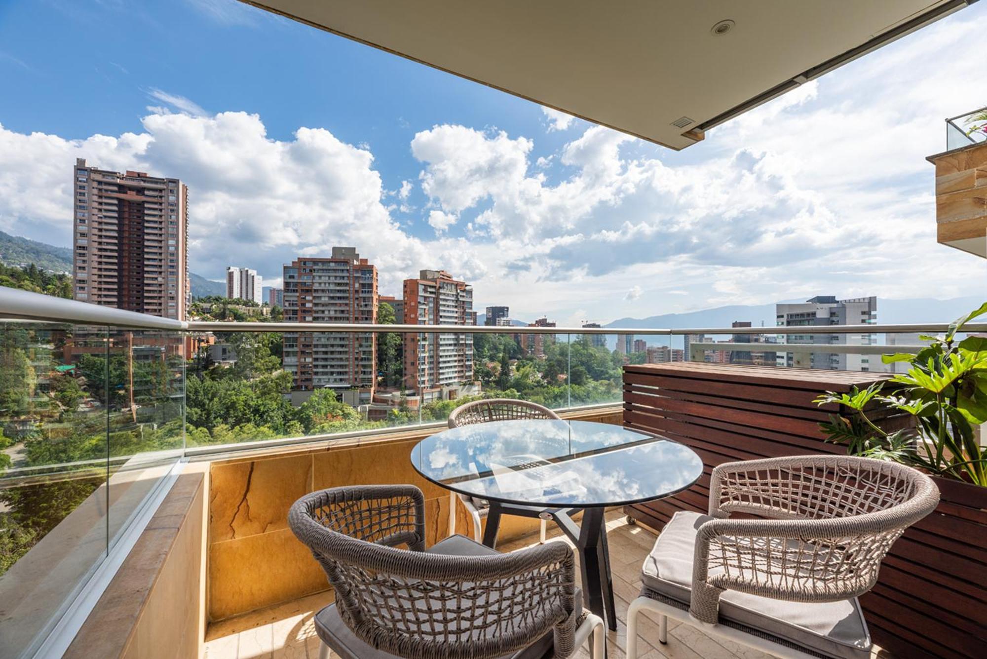 Estelar La Torre Suites เมเดยิน ภายนอก รูปภาพ
